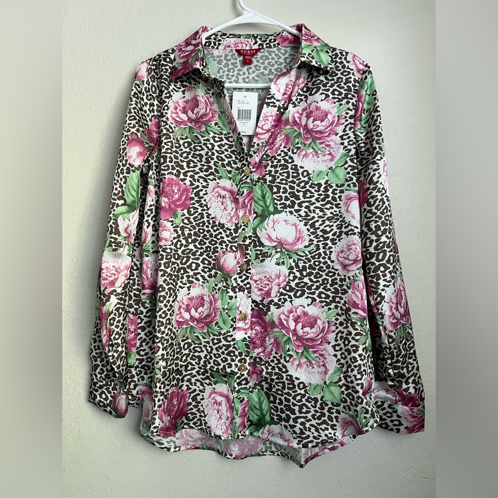 Guess Printed Satin Blouse women’s Button Down, Manga Larga - Talla S